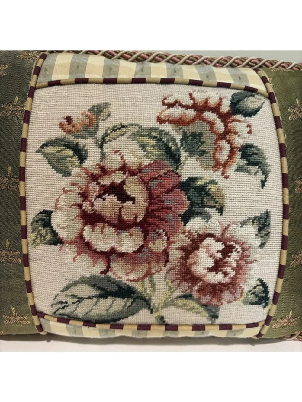 Vintage Petit Point Roses Needlepoint Pillow 12X16